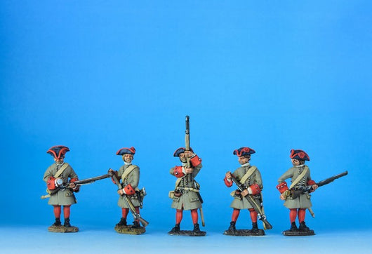 DN05 Danish Musketeers Loading and Priming - Warfare Miniatures USA