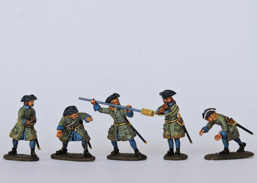 SA01 Swedish Artillery Crew Loading - Warfare Miniatures USA